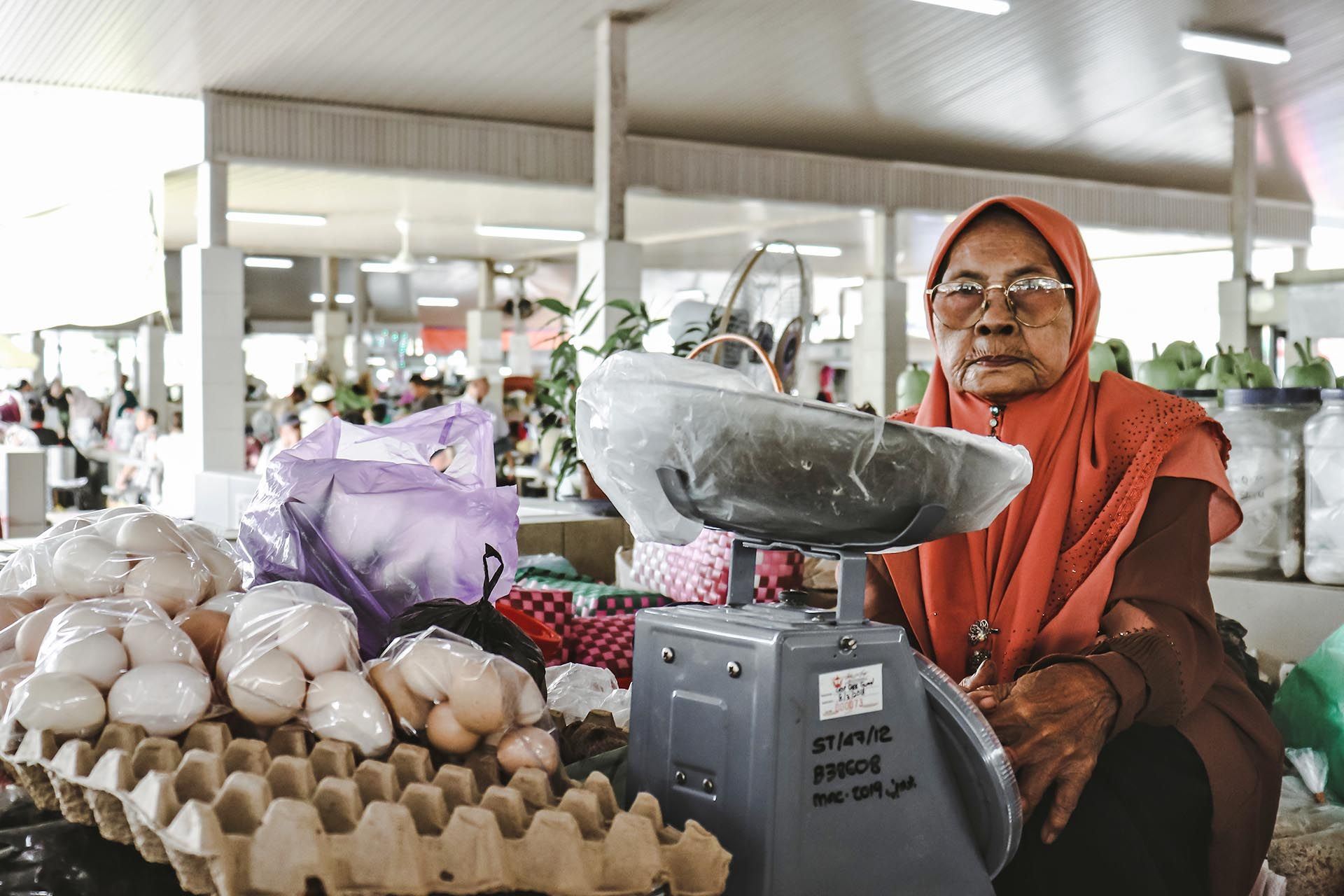 Visit to the Kianggeh Market