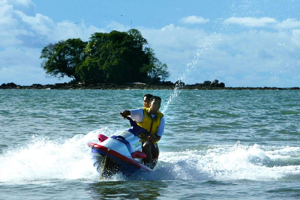 Water Sports and Activities Around Brunei