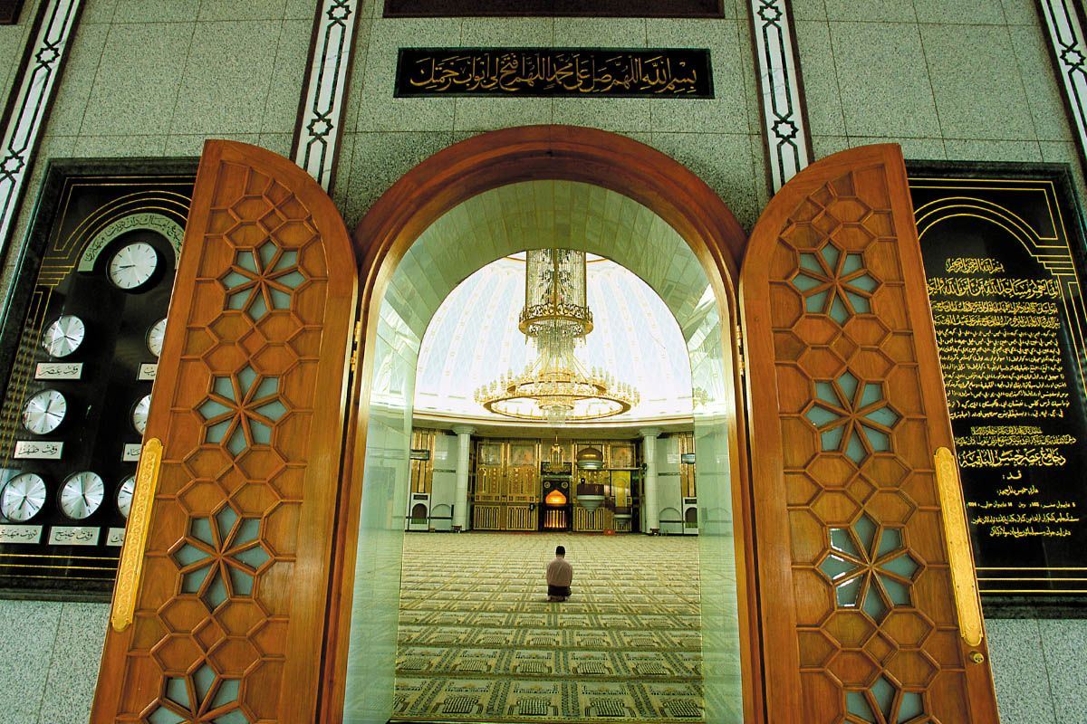 Entrance mosque