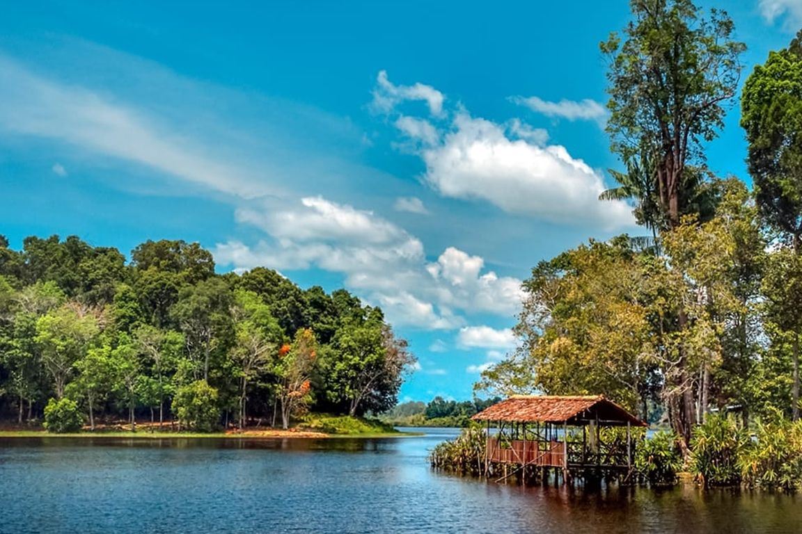 Tasek Merimbun & Pantai Seri Kenangan