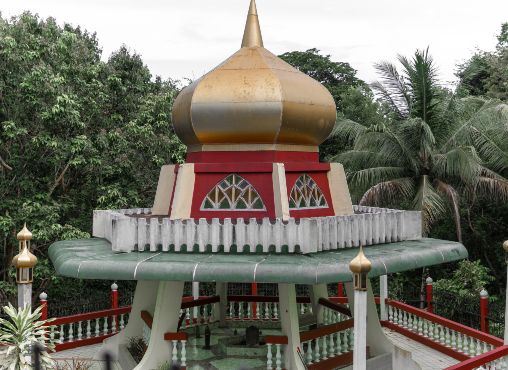 Royal Mausoleum of Sultan Syarif Ali